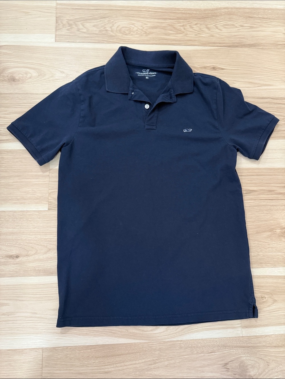 Vineyard Vines Navy Short-Sleeve Polo with Whale Logo xs